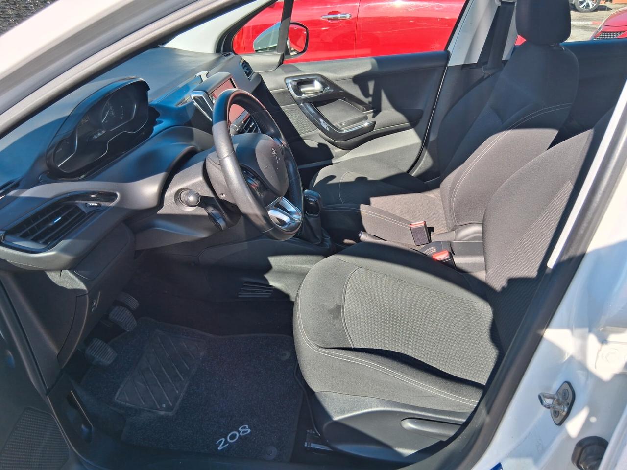 Peugeot 208 PureTech 82 5 porte Allure