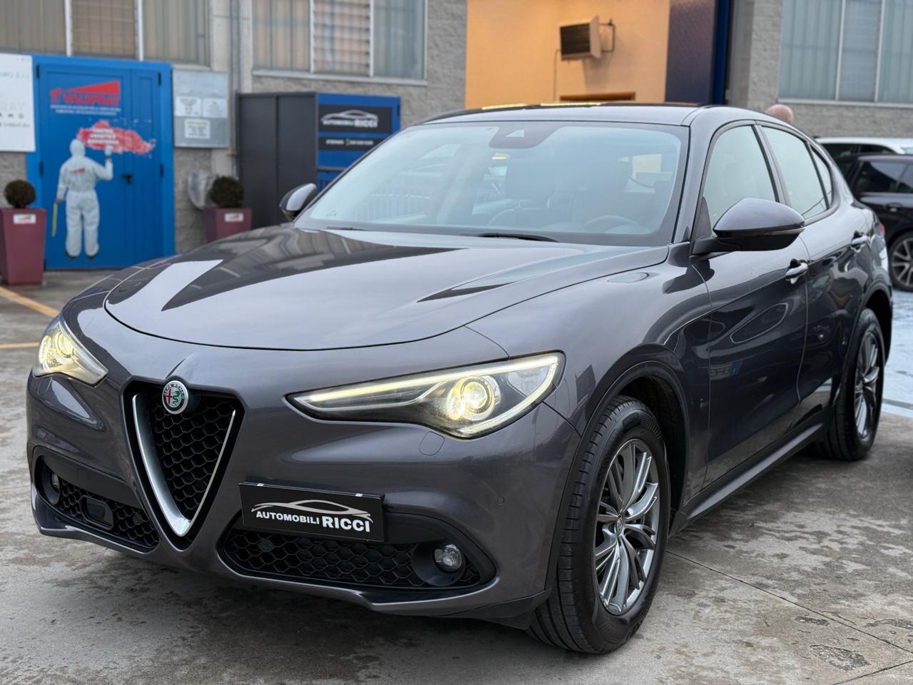 Alfa Romeo Stelvio 2.2 Turbodiesel 180 CV AT8 RWD Executive