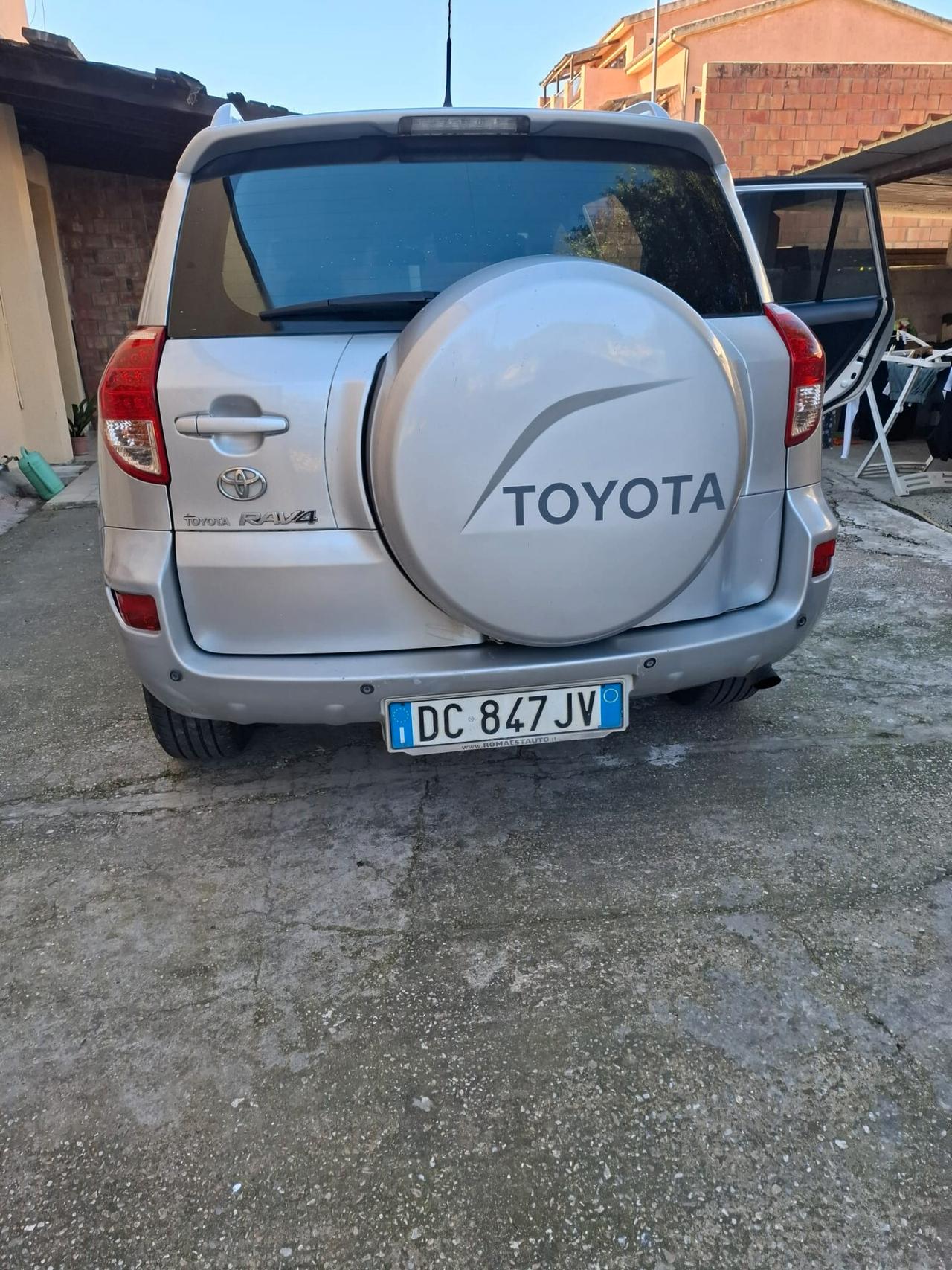 Toyota RAV 4 - 136 cv