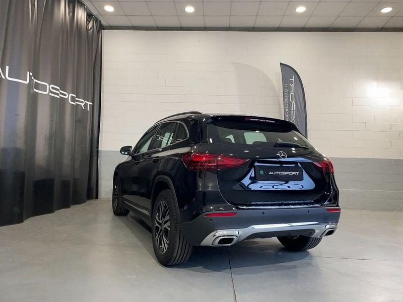 Mercedes-Benz GLA GLA 180 Automatic Progressive Advanced