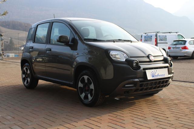 FIAT Panda 1.0 Hybrid City Cross Clima auto-DAB 7"