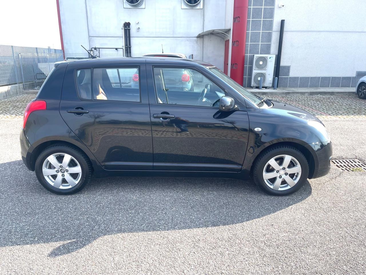Suzuki Swift 1.3 5p. GL Plus