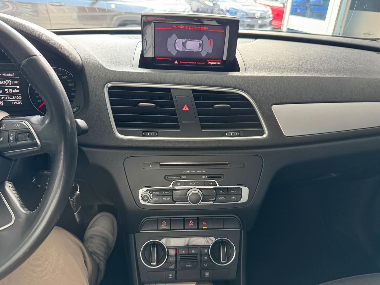 Audi Q3 2.0 TDI 150 CV Business