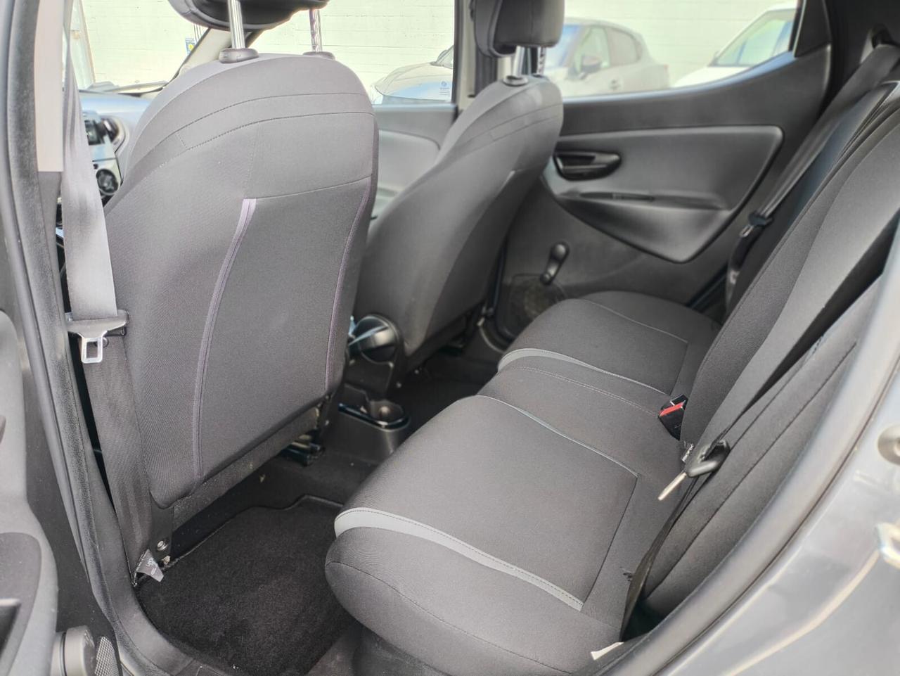 Lancia Ypsilon ECO CHIC 900 CC. X NEO PATENTATI BENZINA/ METANO RIF:4625