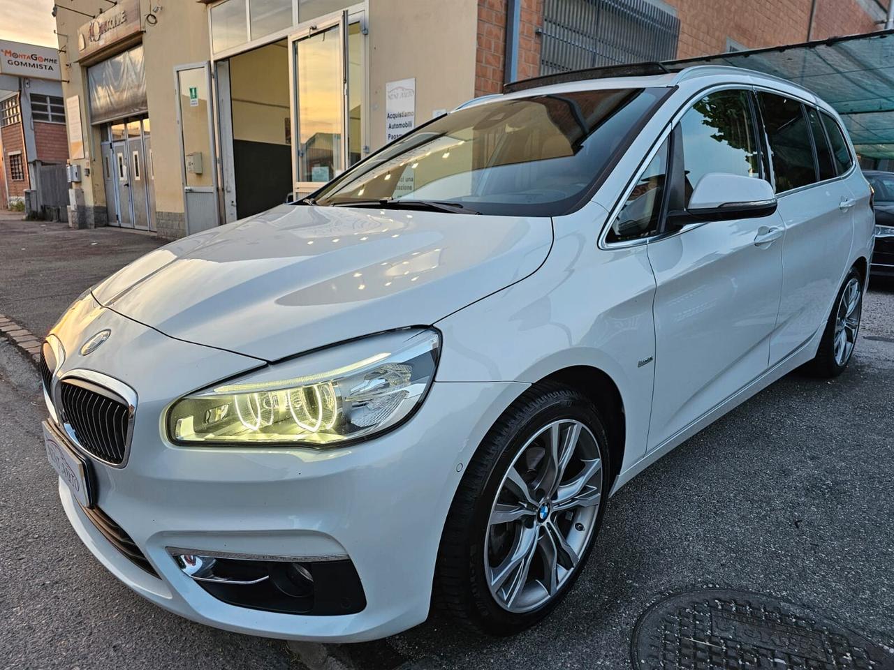 Bmw 218d 150cv Gran Tourer Luxury*Pelle*Navi*Tetto*18*Bi-Xeno*