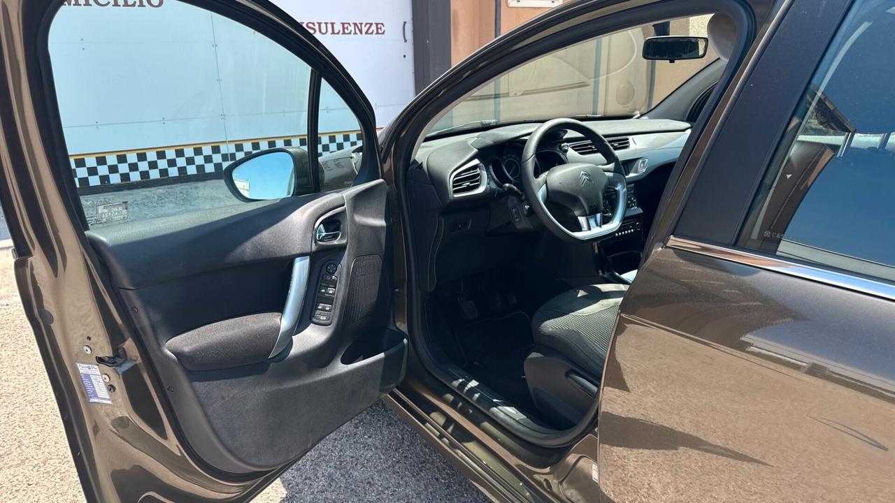 Citroen C3 1.4 HDi 70 Exclusive - 2012