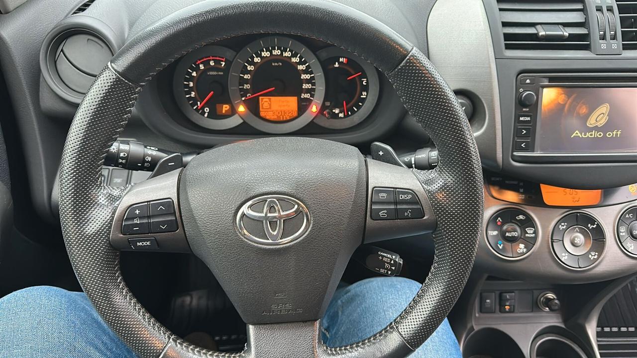 Toyota RAV 4 RAV4 Crossport 2.2 D-4D 150 CV Lounge