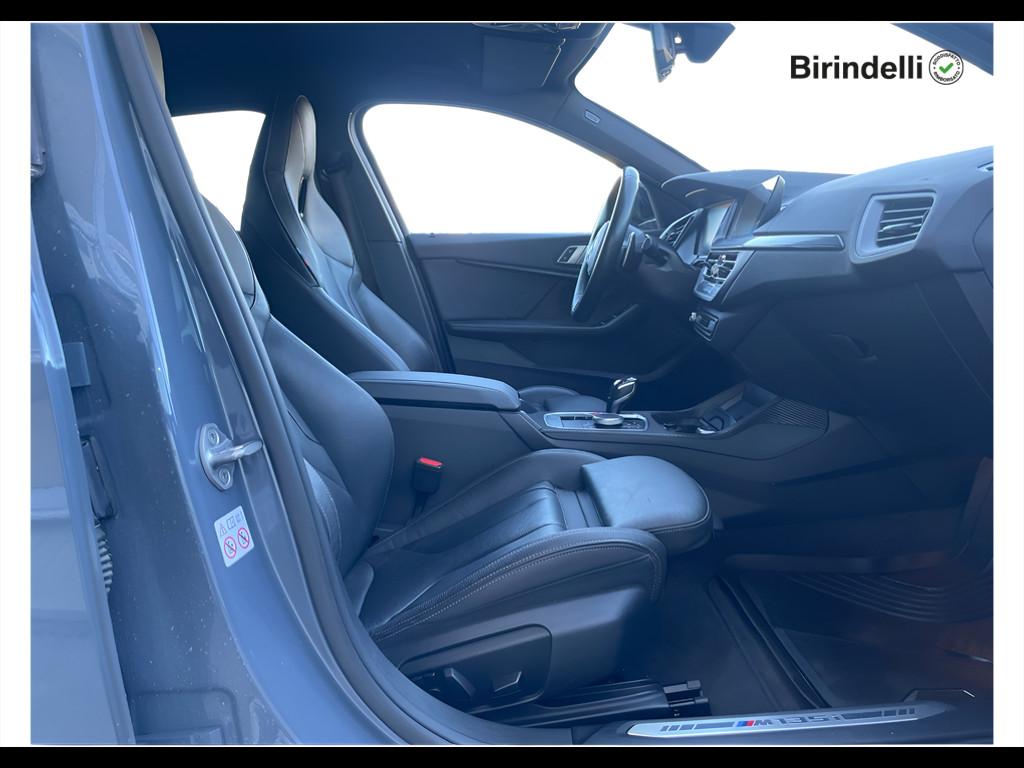 BMW Serie 1 (F40) - M 135i xDrive