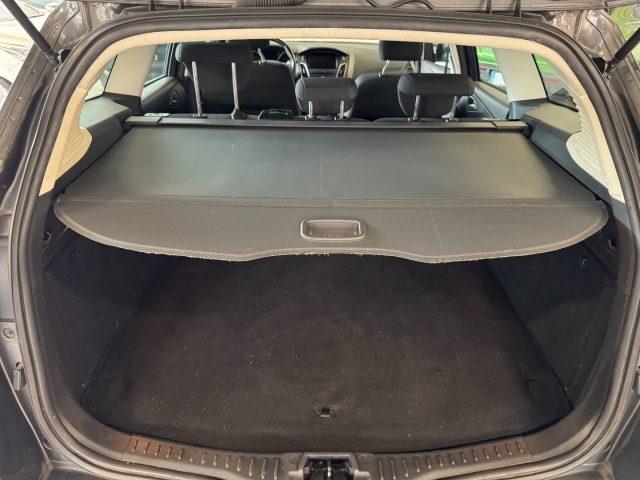 FORD Focus 1.5 TDCi Start&Stop Powershift SW Titanium