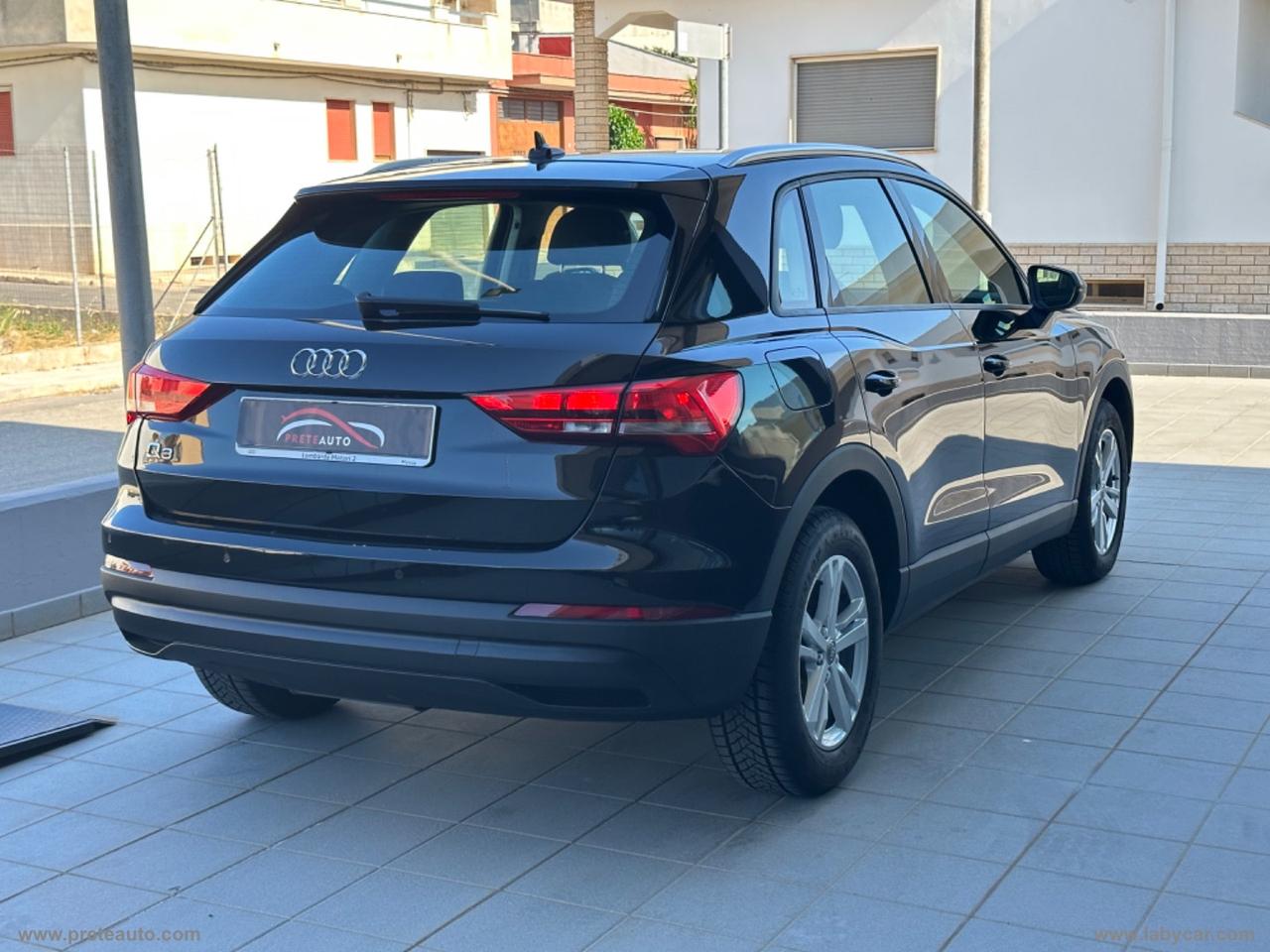 AUDI Q3 35 TDI S tronic Business