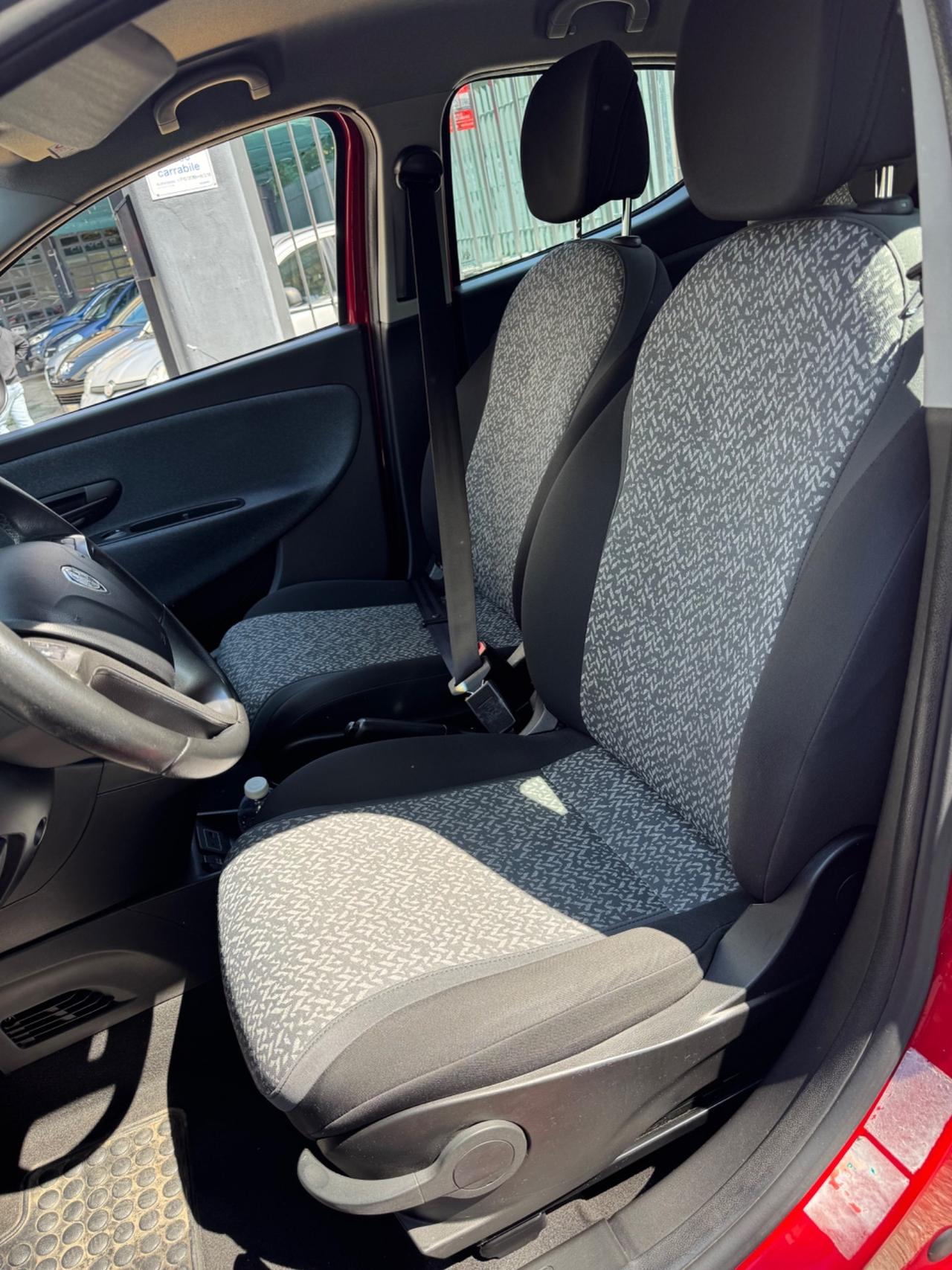 Lancia Ypsilon 0.9 TwinAir Metano Ecochic