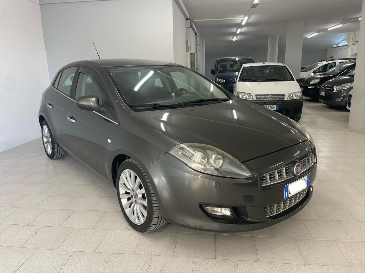 Fiat Bravo 1.6 MJT 120 CV DPF Emotion Perfetta !