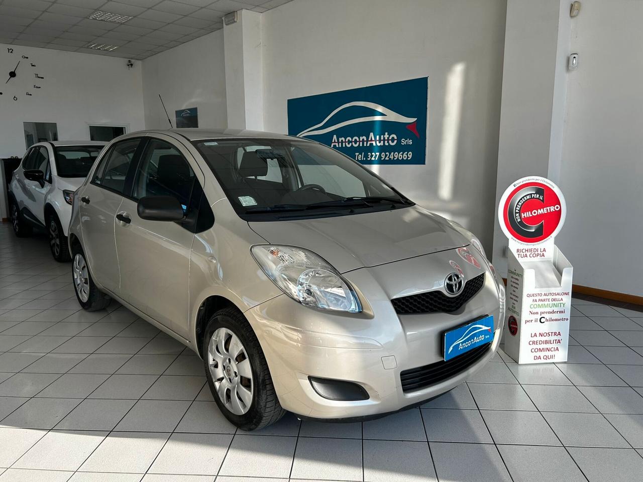 Toyota Yaris 1.0B X NEOPATENTATI 2010