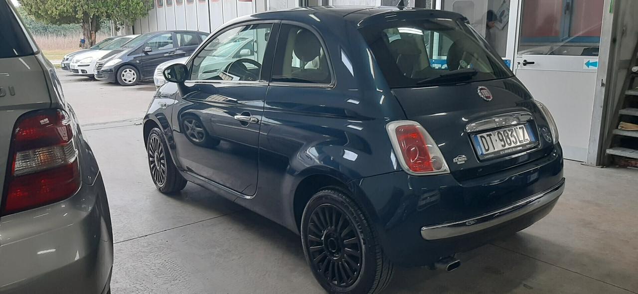 Fiat 500 1.2 Sport auto per nuovi patentati tagliandata