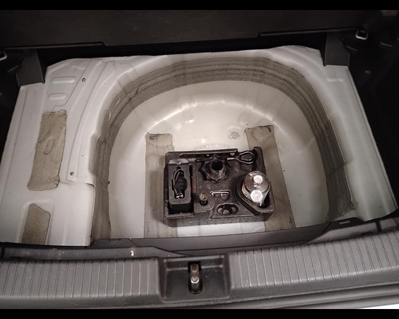 VOLKSWAGEN T-Cross 2019 - T-Cross 1.0 tsi Advanced 110cv