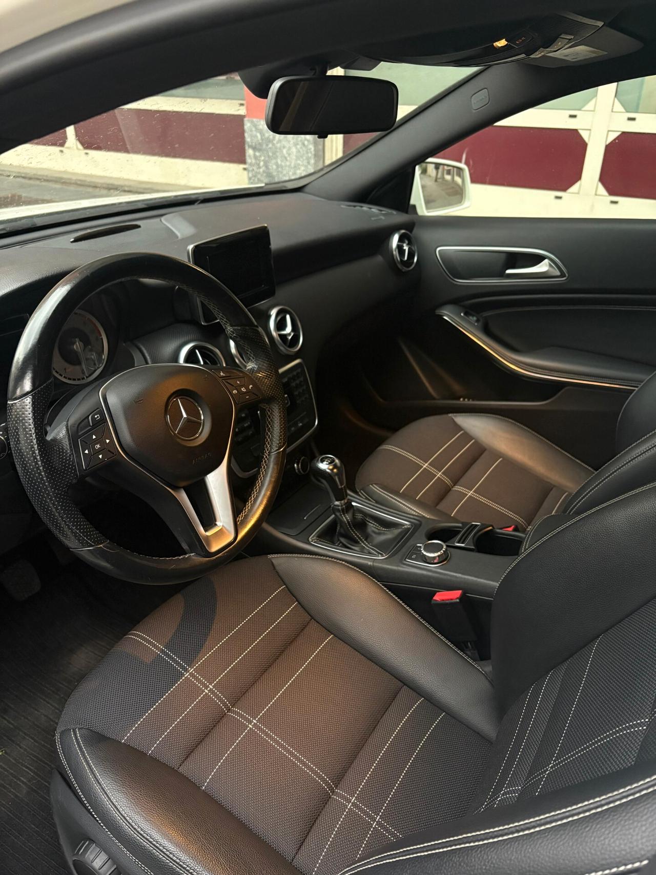 MERCEDES CLASSE A 180 CDI- PREMIUM- OK NEOPATENTATI