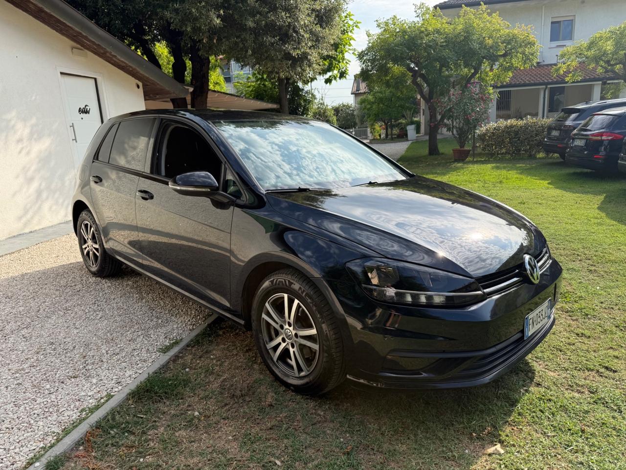 Volkswagen Golf VII - 1.6 TDI -90CV - NEOPATENTATI!