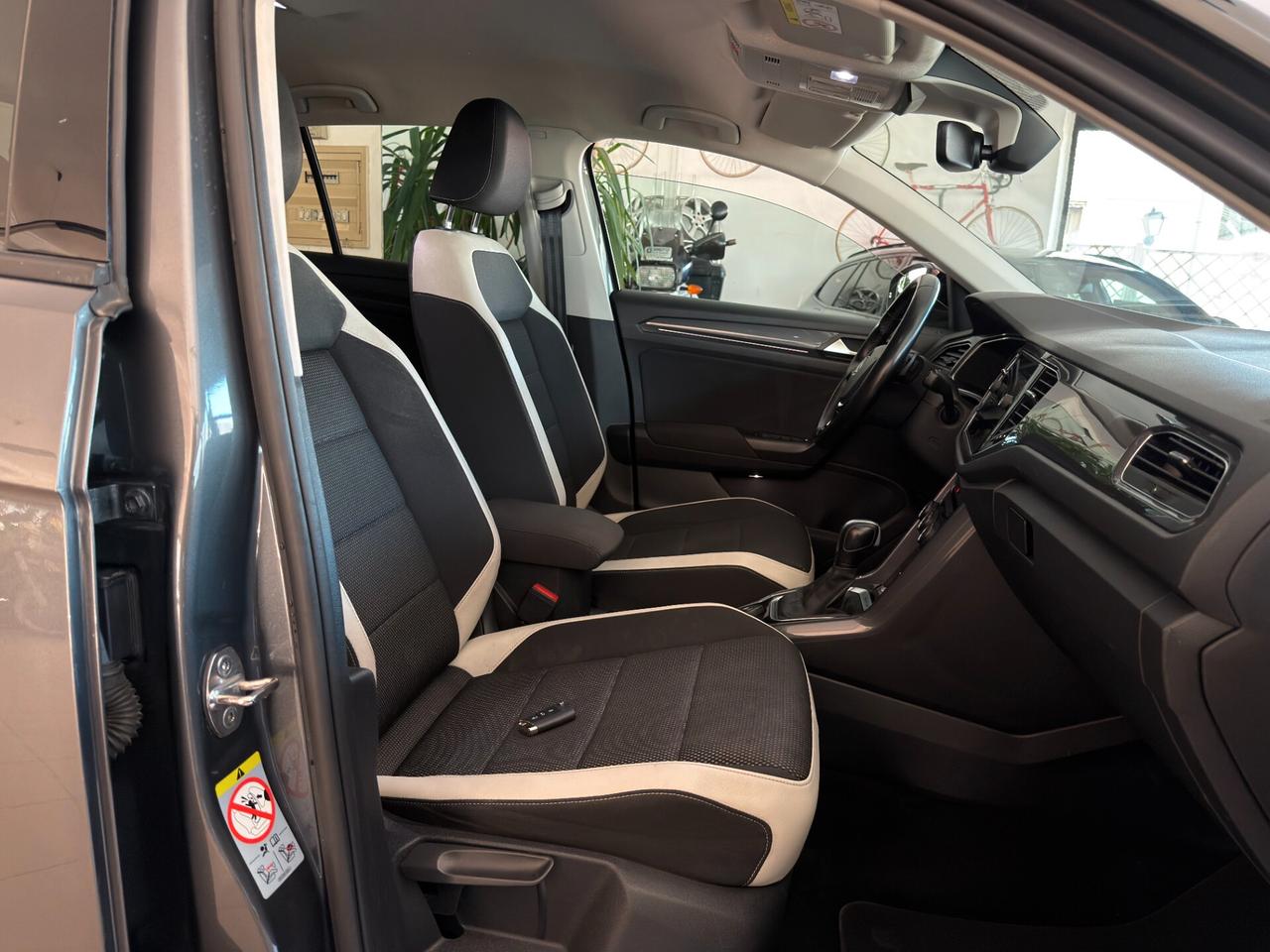 VOLKSWAGEN T-ROC 2.0cc 150Cv Tdi Sport 4motion dsg IVA ESPOSTA