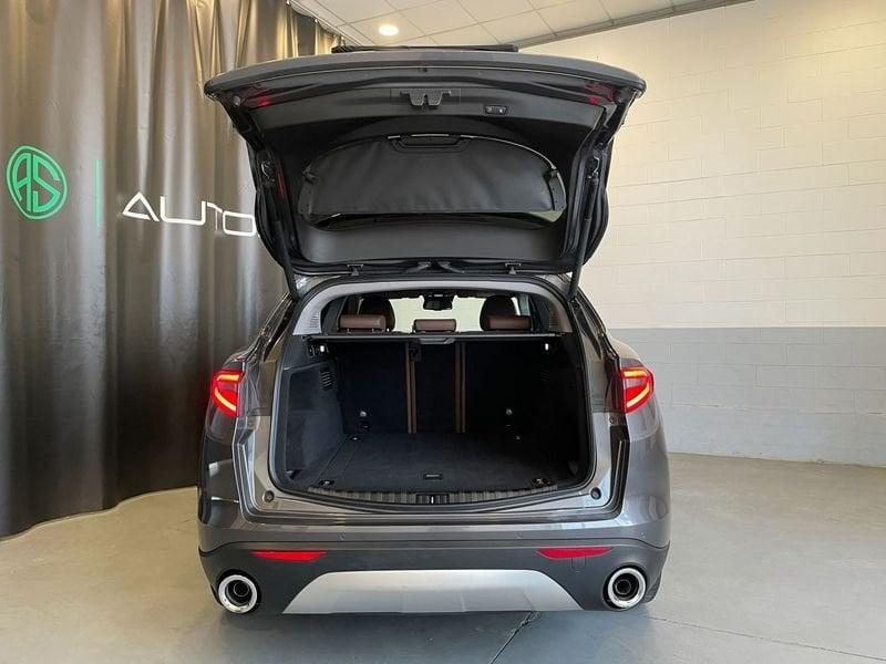 Alfa Romeo Stelvio 2.2 Turbodiesel 210 CV AT8 Q4 Executive