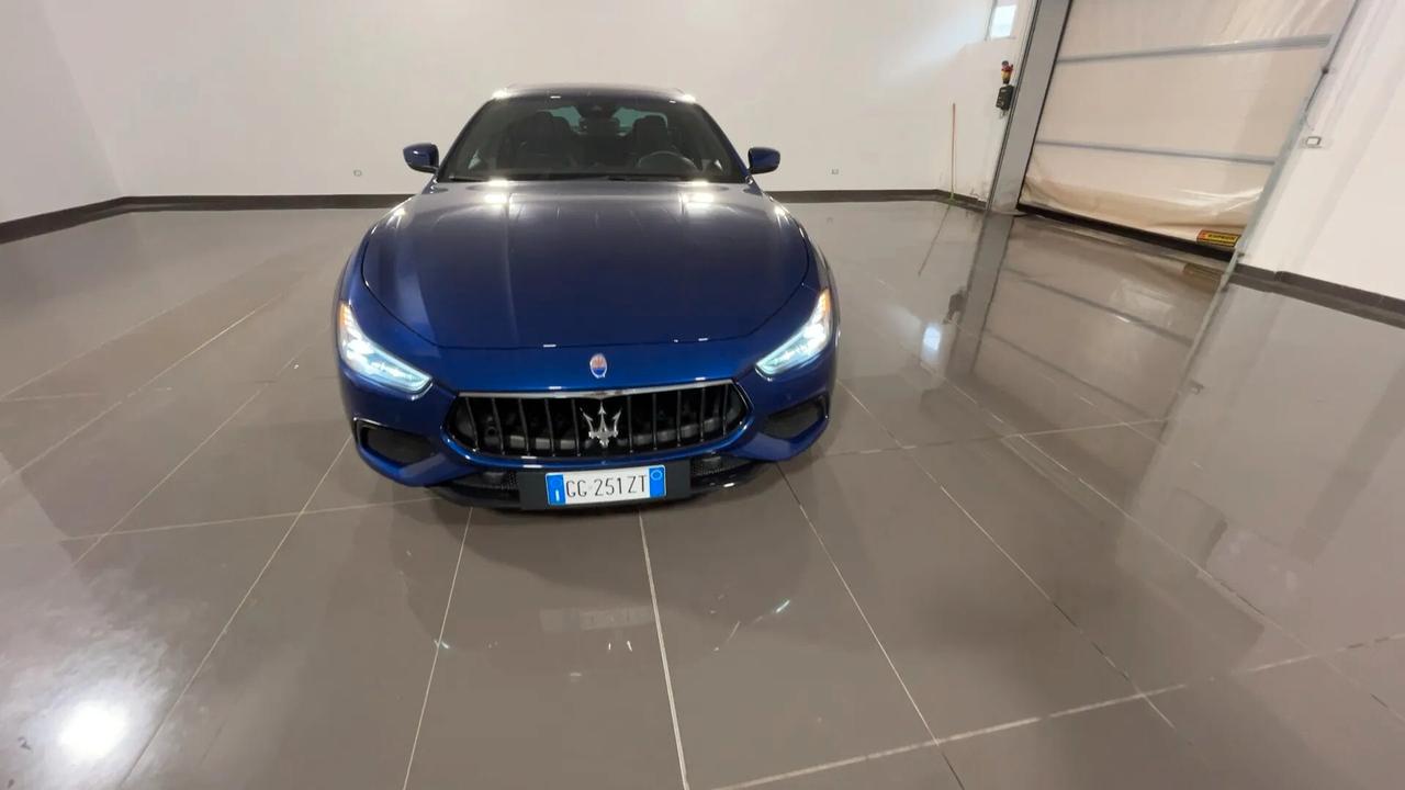 Maserati Ghibli 330 CV MHEV Executive