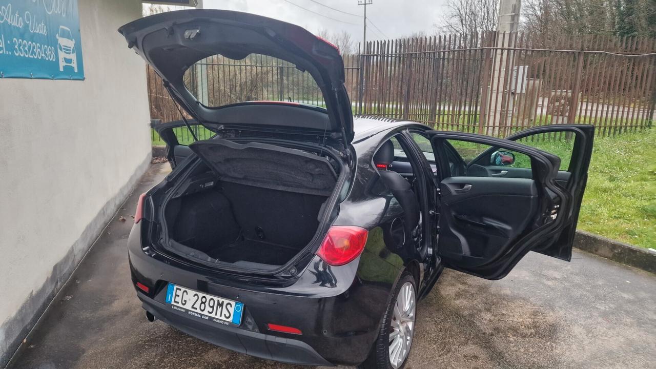 Alfa Romeo Giulietta 1.6 JTDm-2 105 CV Distinctive