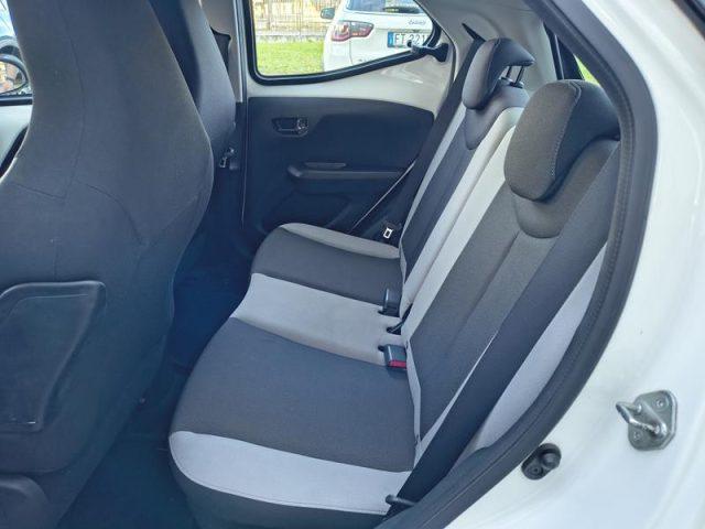 TOYOTA Aygo 1.0 VVT-i 69 CV 5 porte x-play NEOPATENTATI