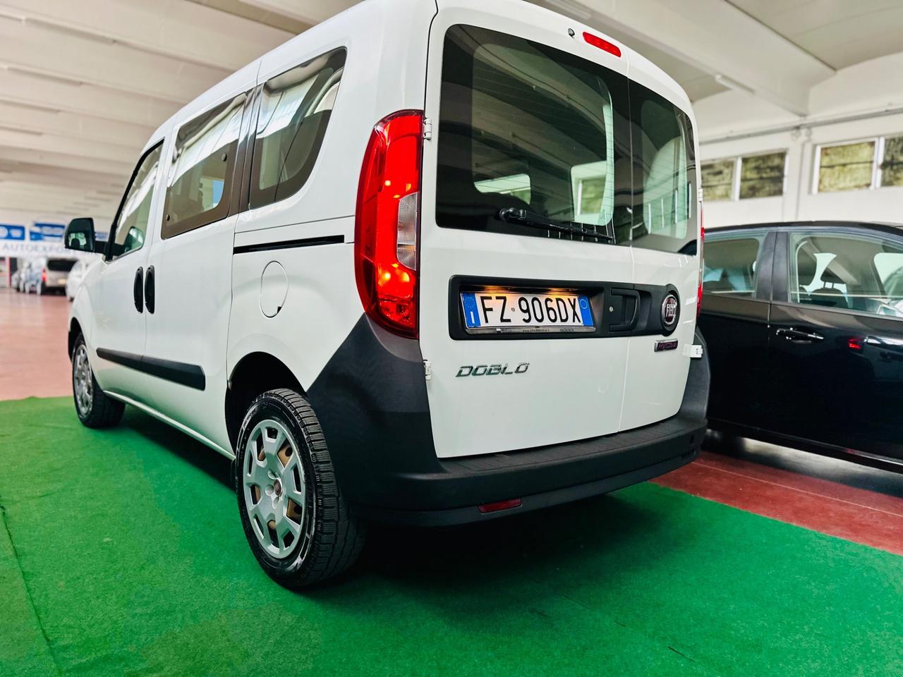 Splendido Fiat Doblo cargo 1.3 MJT/5posti/iva inclusa