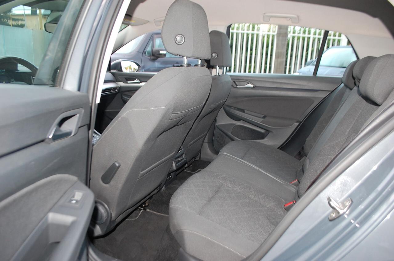 Volkswagen Golf 1.0 etsi evo Life 110CV dsg Uff Italy Led Lega App
