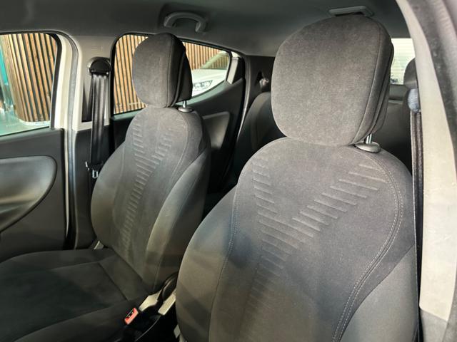 LANCIA Ypsilon 0.9 TwinAir 85 CV 5 porte Metano Ecochic Elefantin