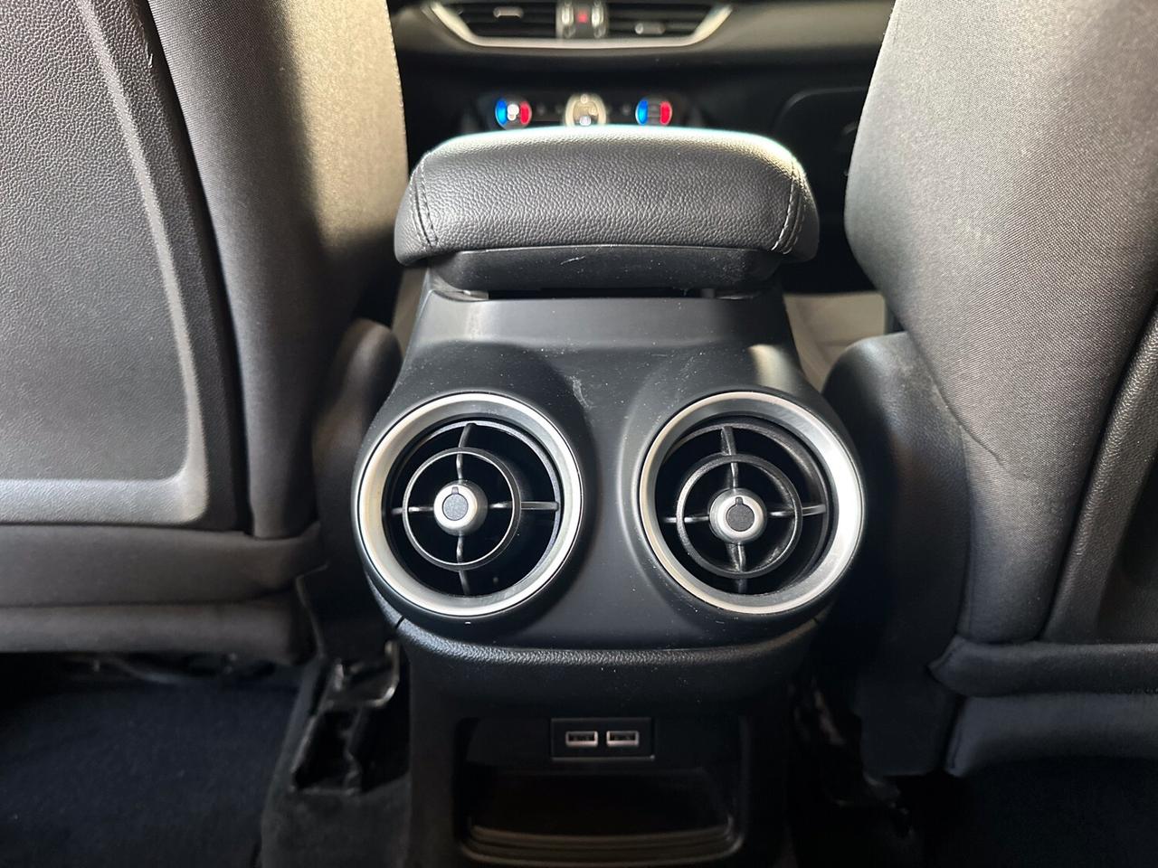Alfa Romeo Stelvio 2.2 Turbodiesel 190 CV AT8 Q4 Business