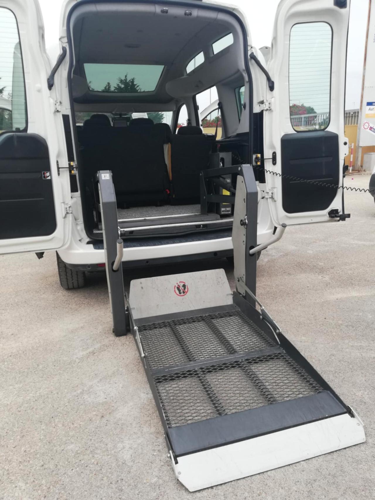 Fiat Doblo Trasporto Disabili
