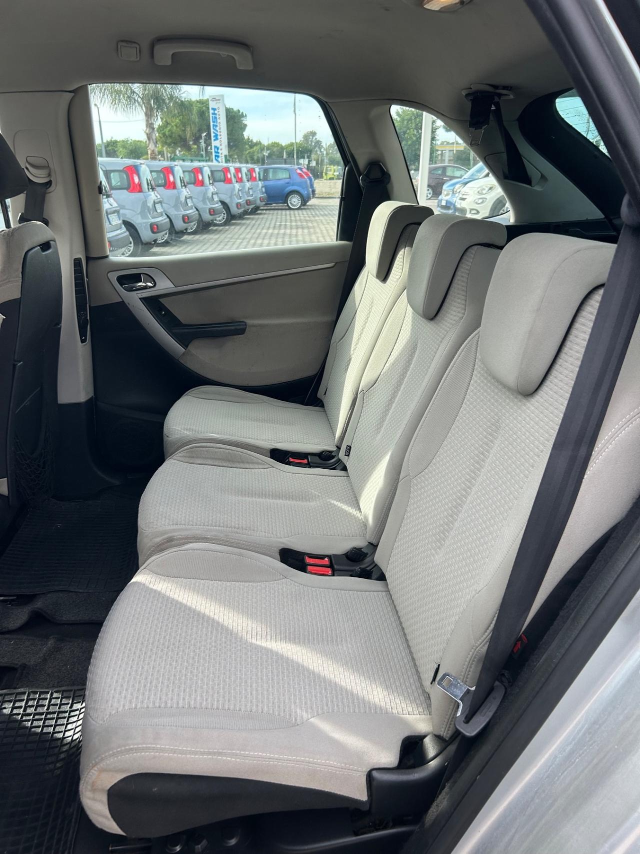 Citroen C4 1.6 HDi 90CV Elegance