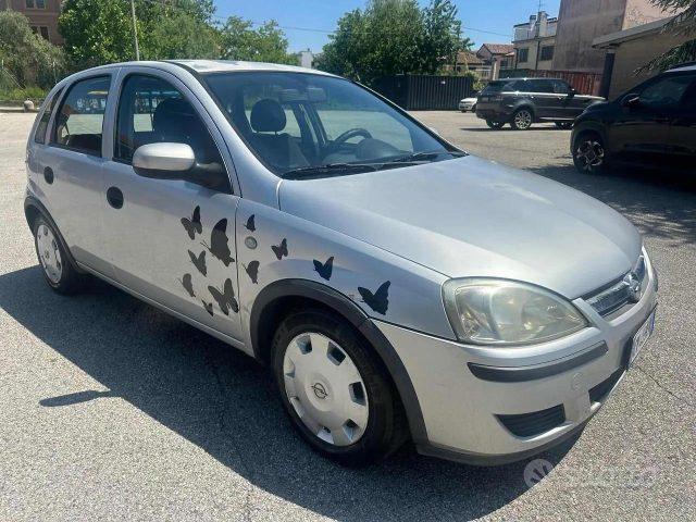 OPEL Corsa 1.2i neopatentati Pronta per Consegna