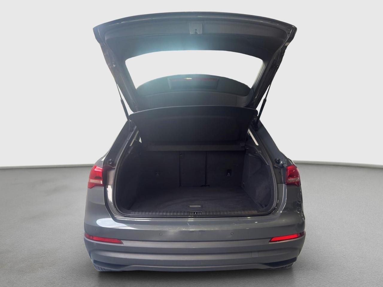 Audi Q3 35 TDI S tronic Business