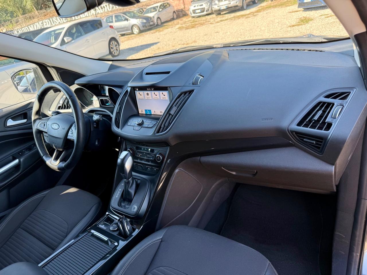 Ford Kuga 1.5 TDCI 120 CV S&S 2WD Powershift Edition
