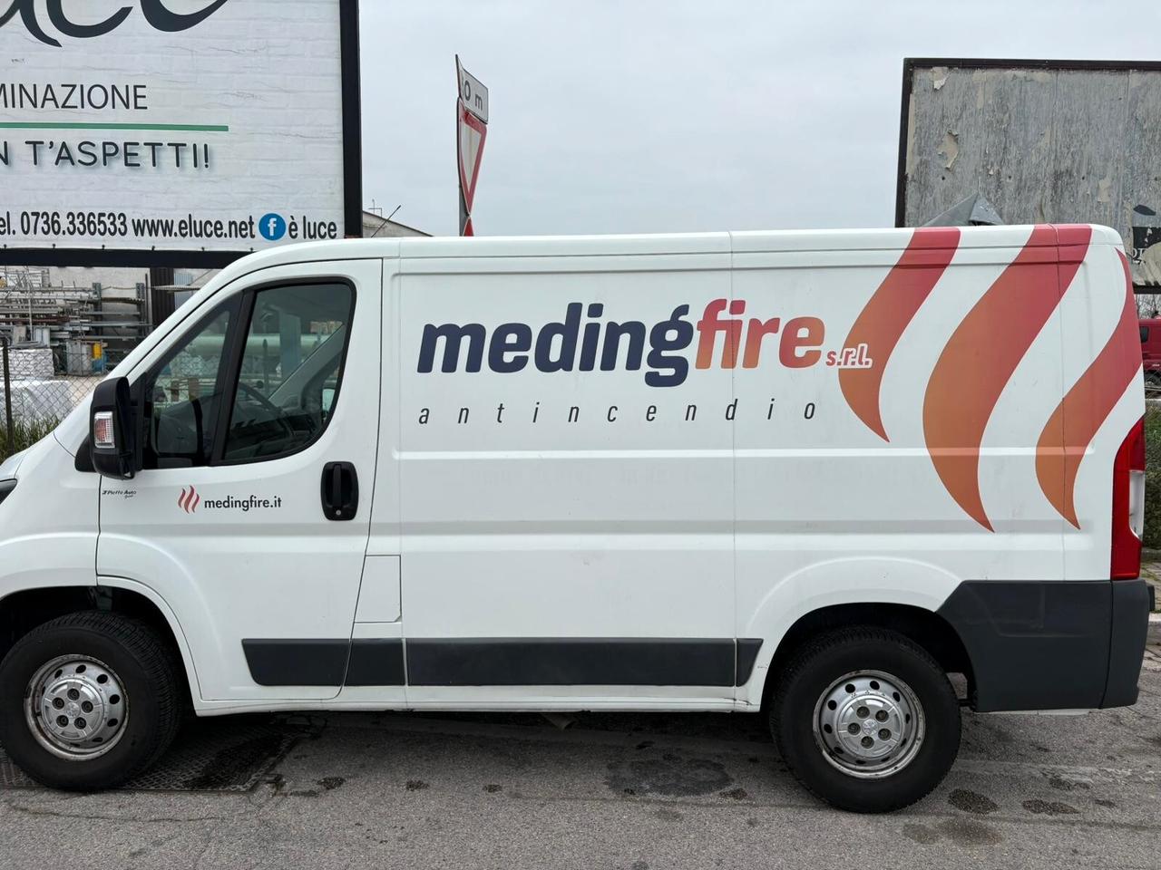 Peugeot Boxer 330 2.0 BlueHDi/110CV FAP PC-TN Combi Comfort