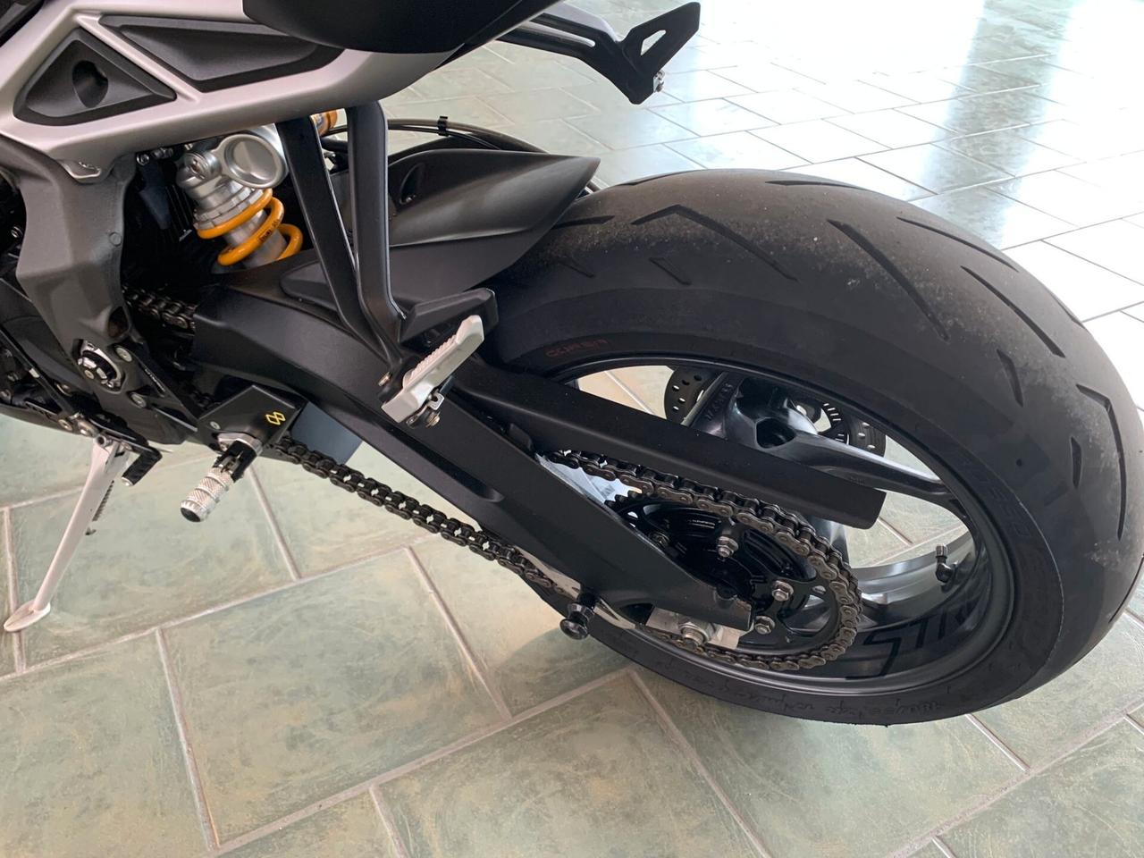 Triumph Street Triple R STREET TRIPLE RS 800 122 CV SUPER ACCESSORIATA