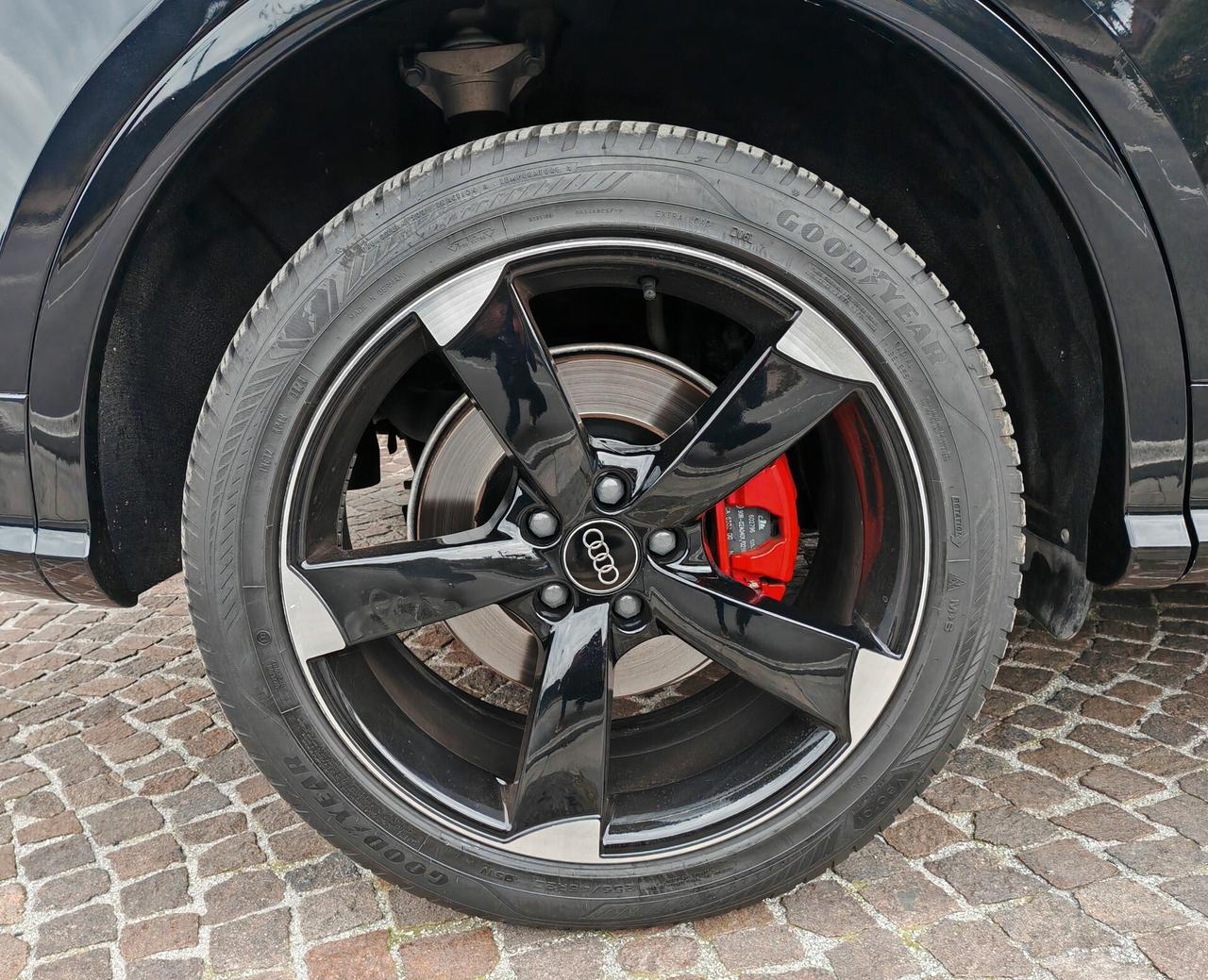 Audi Q5 40 TDI quattro S tronic line plus