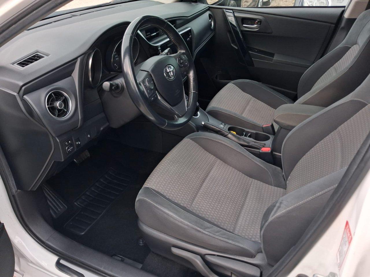 Toyota Auris 5 Porte 1.8h Style cvt