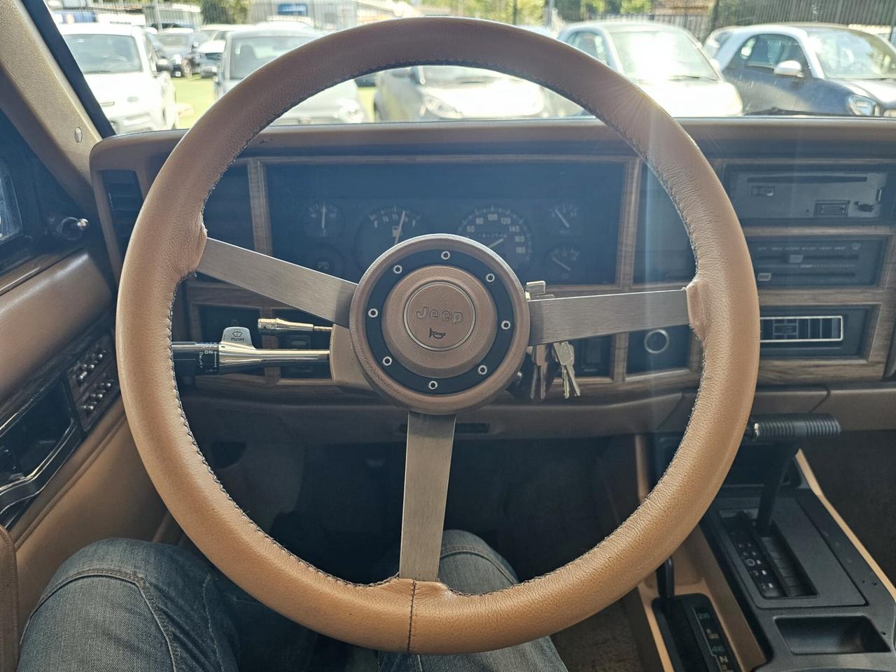 Jeep Wagoneer Cherokee