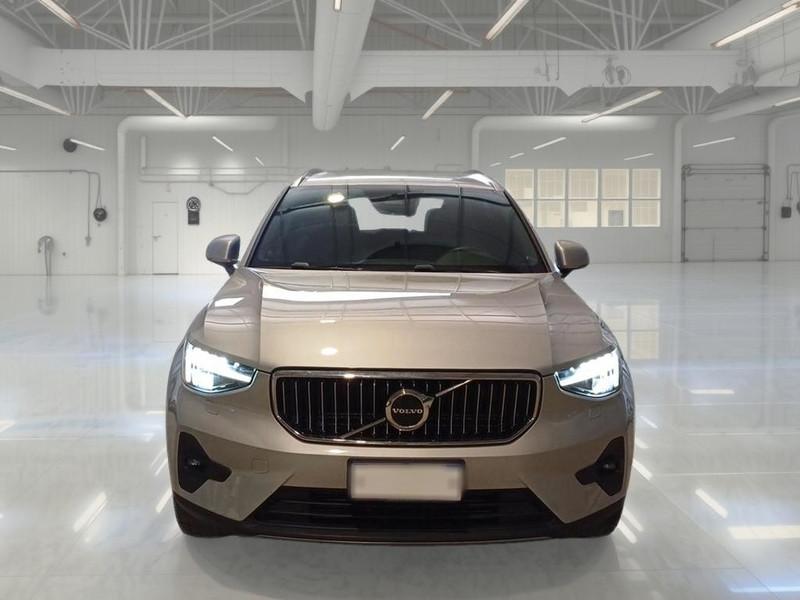 VOLVO XC40 T4 RECHARGE PLUG-IN AUTO CORE SUV