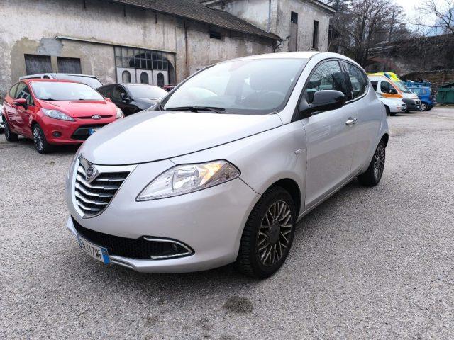 LANCIA Ypsilon 1.2 69 CV 5 porte ADATTA A NEOPATENTATI