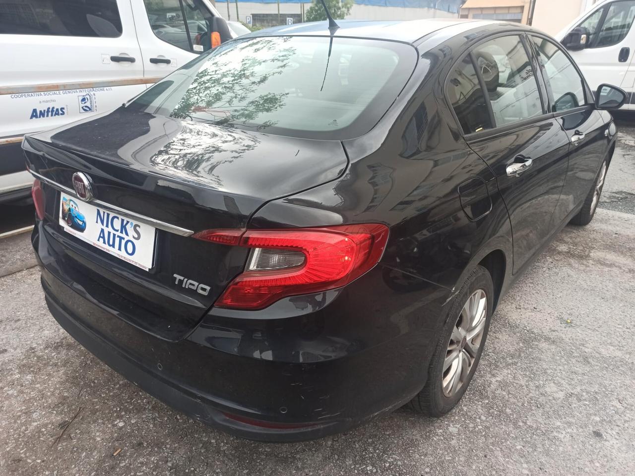 Fiat Tipo 1.6 Lounge-2016