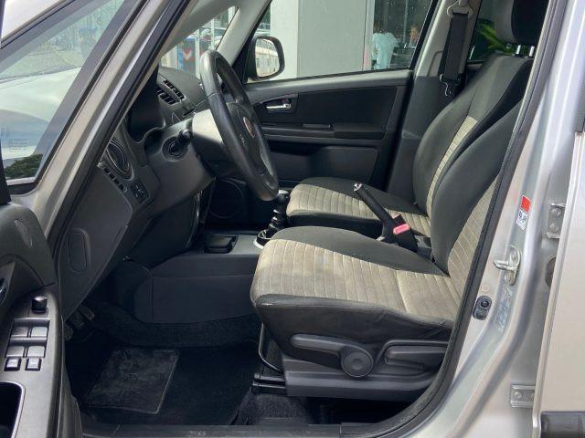 FIAT Sedici 2.0 MJT 16V DPF 4x4 Emotion