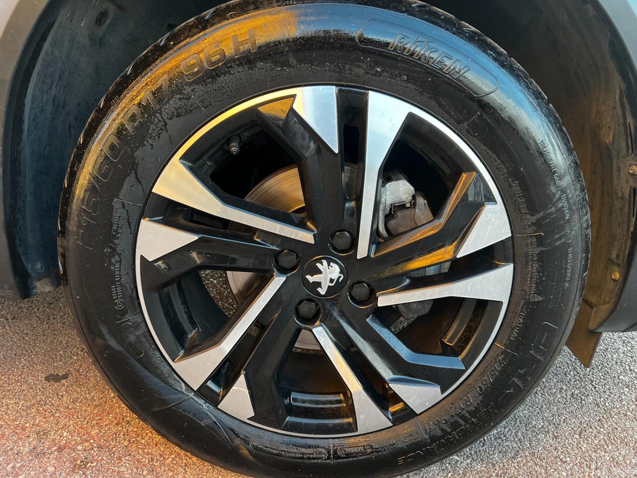 Peugeot 2008 -GT LINE-2022 1.2 100 CV- FULL