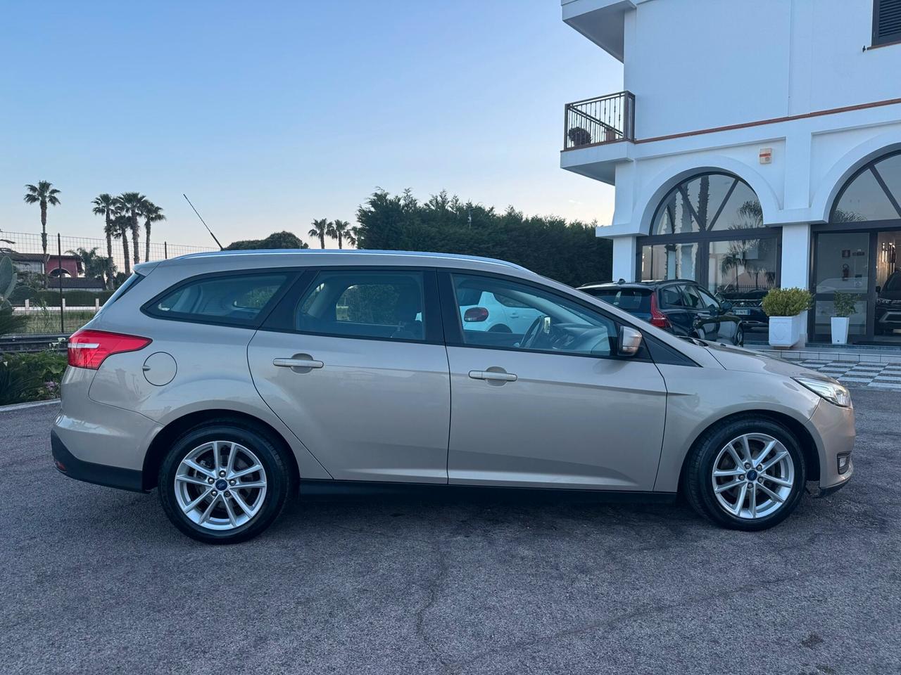 Ford Focus 1.5 TDCi 120 CV Start&Stop Powershift SW Titanium