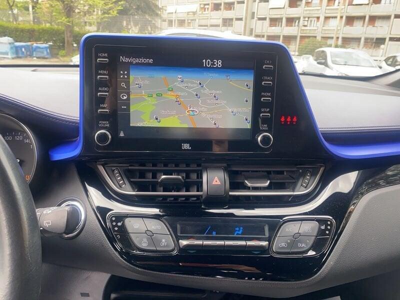 Toyota C-HR 2.0 Hybrid E-CVT Style IVA ESPOSTA
