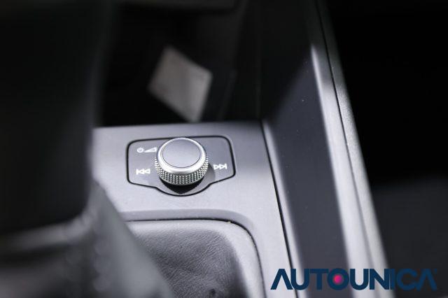 AUDI A1 SPB 30 TFSI S TRONIC ADMIRED FARI LED