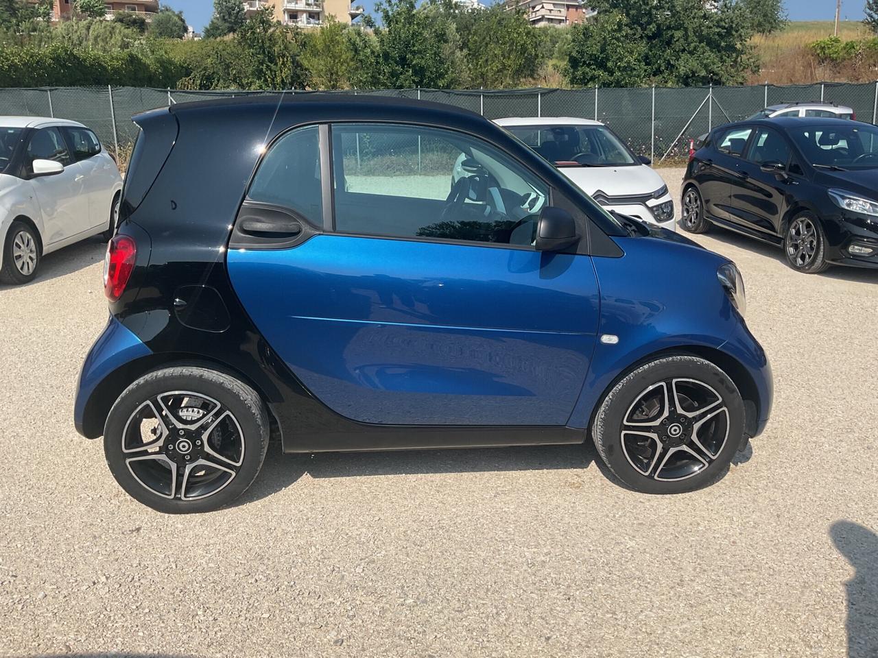Smart ForTwo 70 1.0 Passion