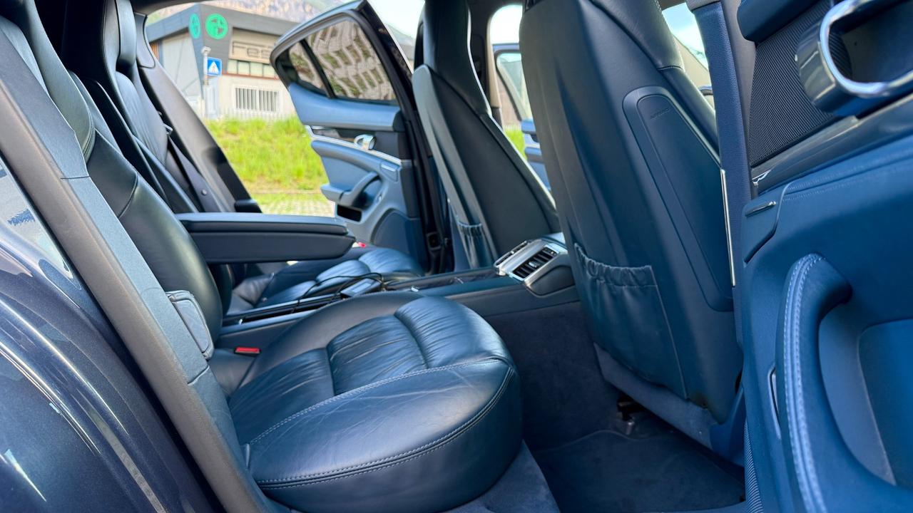 Porsche Panamera 3.6 i 300cv 4x4 Semi Nuova